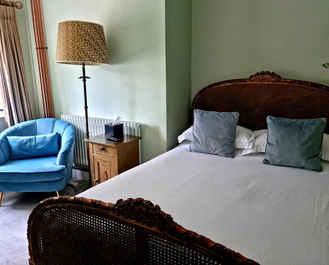 The Ollerod Hotel Биминстър Екстериор снимка